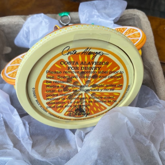 Disney parks orange bird Christmas ornament - Picture 2 of 3